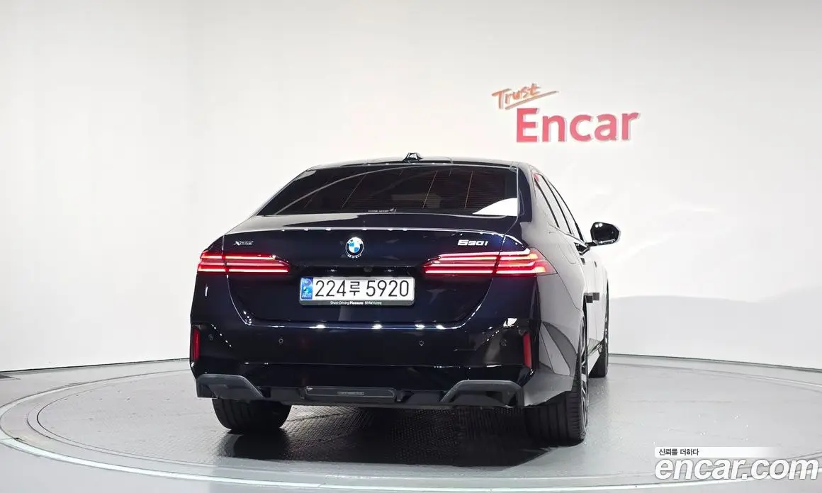 BMW 5 серия 2024 2.0 автомат (гидро), фото 4 BMW 5 серия 2024 2.0 автомат (гидро), фото 4