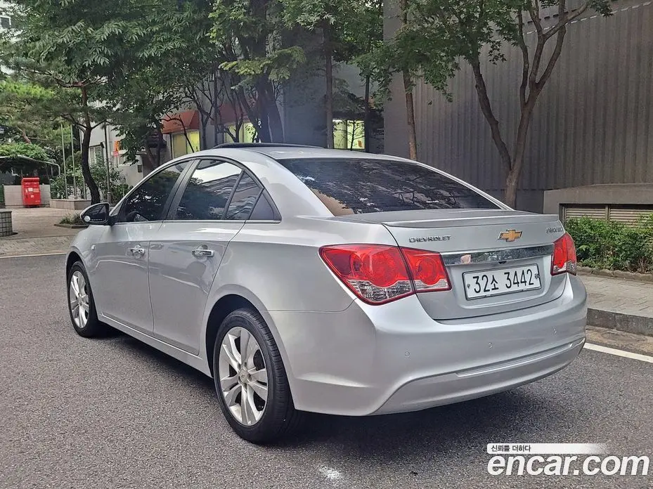Chevrolet Cruze 2012 1.8 автомат (гидро), фото 2 Chevrolet Cruze 2012 1.8 автомат (гидро), фото 2