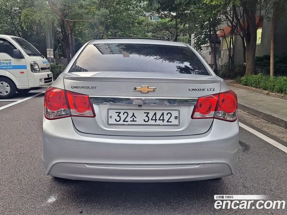 Chevrolet Cruze 2012 1.8 автомат (гидро), фото 4 Chevrolet Cruze 2012 1.8 автомат (гидро), фото 4
