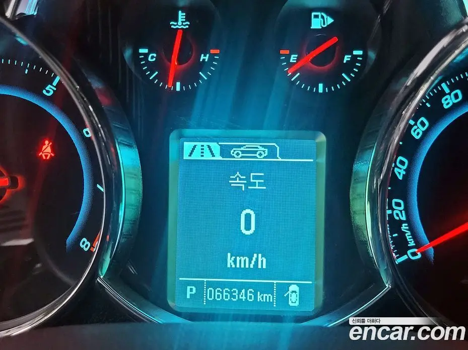 Chevrolet Cruze 2012 1.8 автомат (гидро), фото 8 Chevrolet Cruze 2012 1.8 автомат (гидро), фото 8