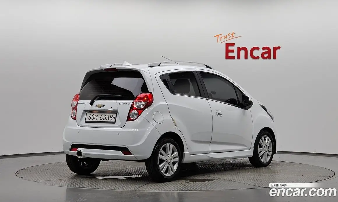 Chevrolet Spark 2015 1.0 автомат (гидро), фото 2 Chevrolet Spark 2015 1.0 автомат (гидро), фото 2