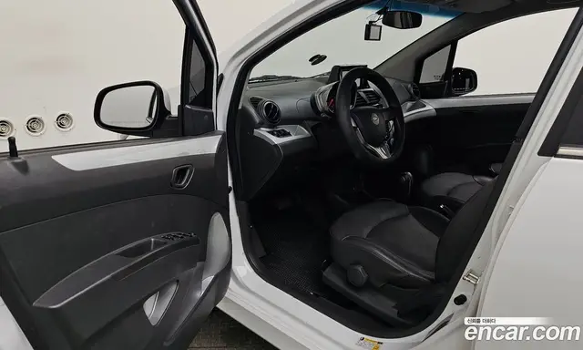 Chevrolet Spark 2015 1.0 автомат (гидро), миниатюра 10 Chevrolet Spark 2015 1.0 автомат (гидро), миниатюра 10