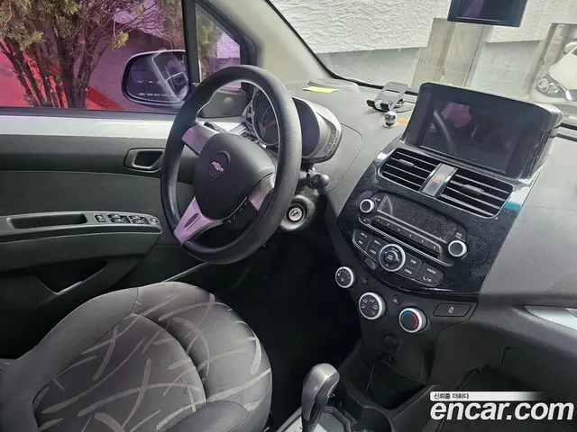 Chevrolet Spark 2015 1.0 автомат (гидро), миниатюра 7 Chevrolet Spark 2015 1.0 автомат (гидро), миниатюра 7