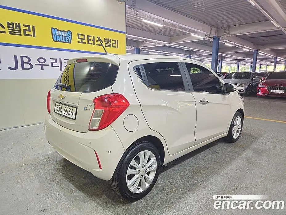Chevrolet Spark 2016 1.0 автомат (гидро), фото 3 Chevrolet Spark 2016 1.0 автомат (гидро), фото 3