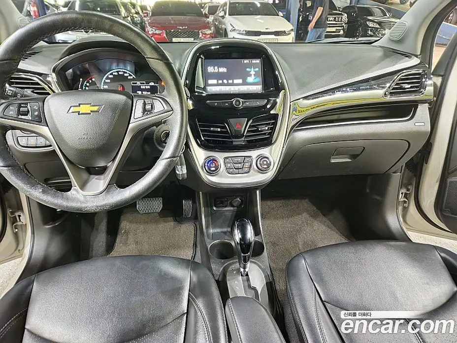 Chevrolet Spark 2016 1.0 автомат (гидро), фото 8 Chevrolet Spark 2016 1.0 автомат (гидро), фото 8