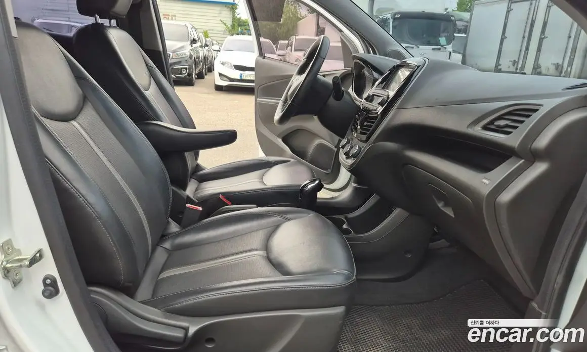 Chevrolet Spark 2018 1.0 автомат (вариатор), фото 11