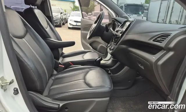 Chevrolet Spark 2018 1.0 автомат (вариатор), миниатюра 11