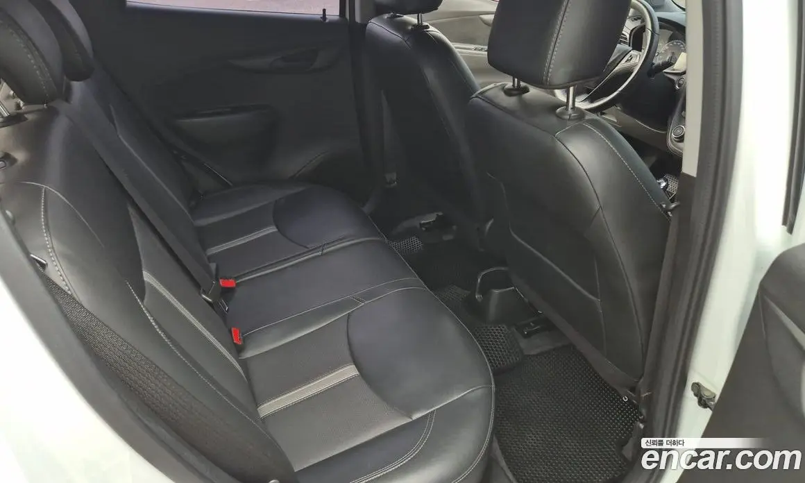 Chevrolet Spark 2018 1.0 автомат (вариатор), фото 12