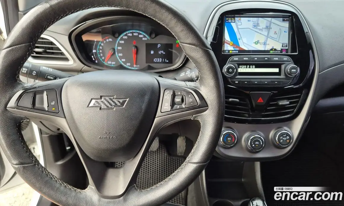 Chevrolet Spark 2018 1.0 автомат (вариатор), фото 17