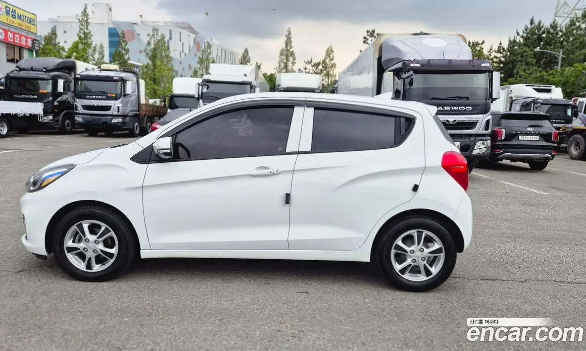 Chevrolet Spark 2018 1.0 автомат (вариатор), фото 7