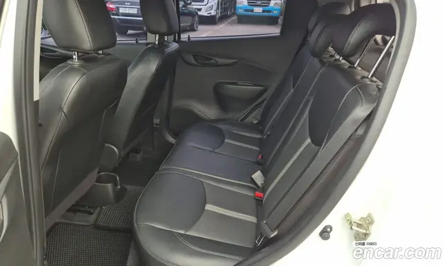 Chevrolet Spark 2018 1.0 автомат (вариатор), миниатюра 10