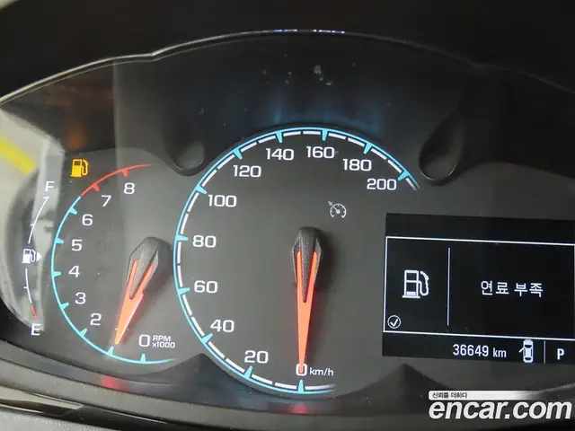 Chevrolet Spark 2021 1.0 автомат (гидро), миниатюра 7