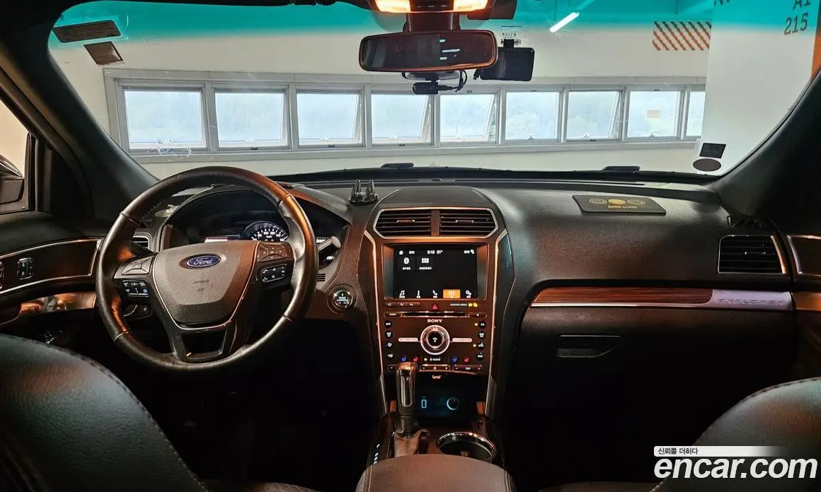 Ford Explorer 2016 2.3 автомат (гидро), фото 14 Ford Explorer 2016 2.3 автомат (гидро), фото 14