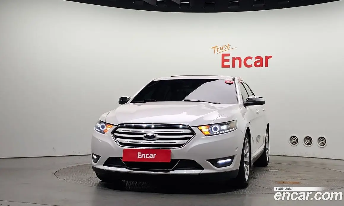 Ford Taurus 2015 2.0 автомат (гидро), фото 3