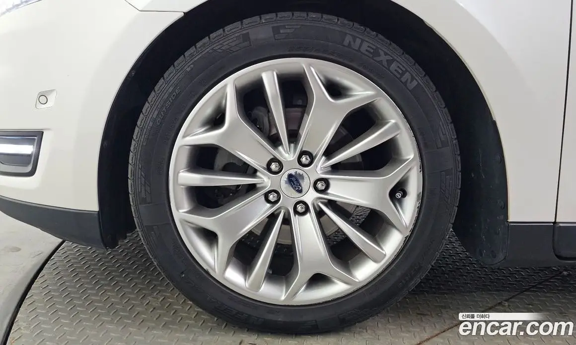 Ford Taurus 2015 2.0 автомат (гидро), фото 5