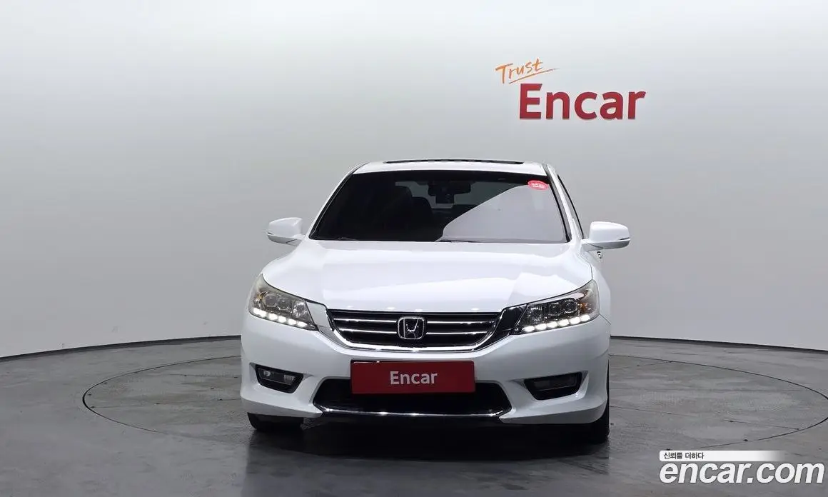 Honda Accord 2014 2.4 автомат (гидро), фото 3 Honda Accord 2014 2.4 автомат (гидро), фото 3