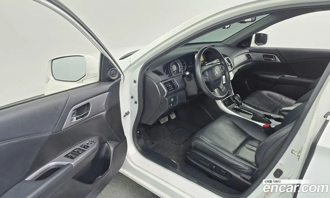 Honda Accord 2014 2.4 автомат (гидро), фото 10 Honda Accord 2014 2.4 автомат (гидро), фото 10