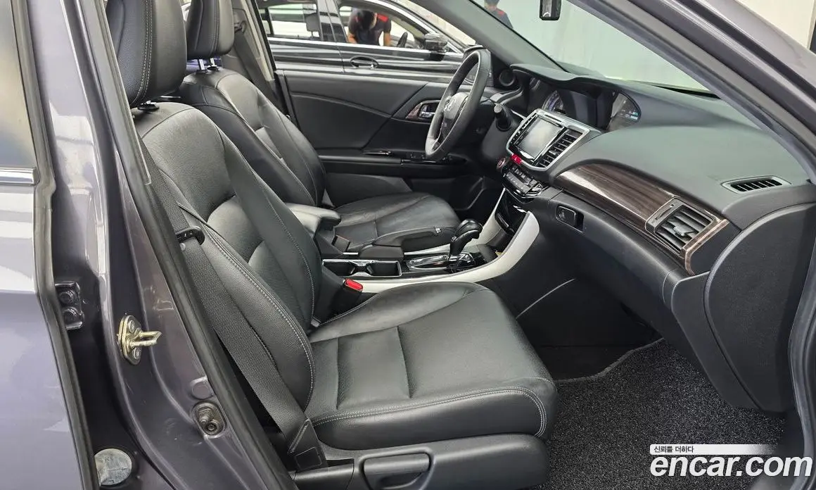Honda Accord 2016 2.4 автомат (гидро), фото 11