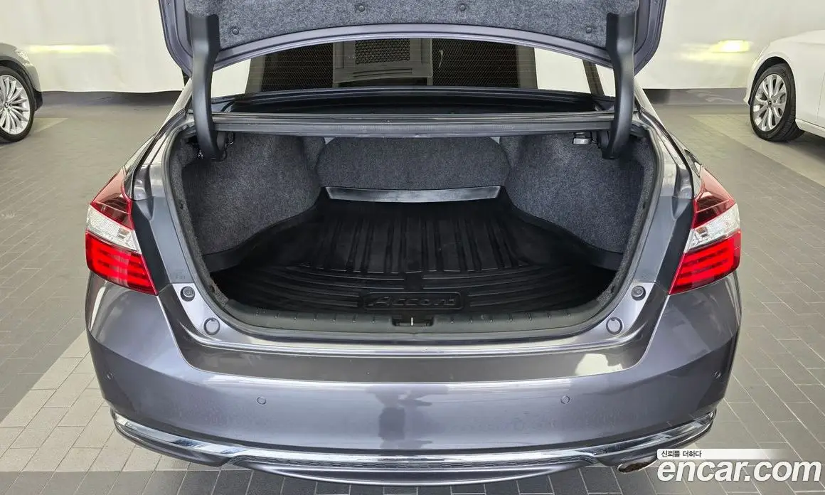Honda Accord 2016 2.4 автомат (гидро), фото 20
