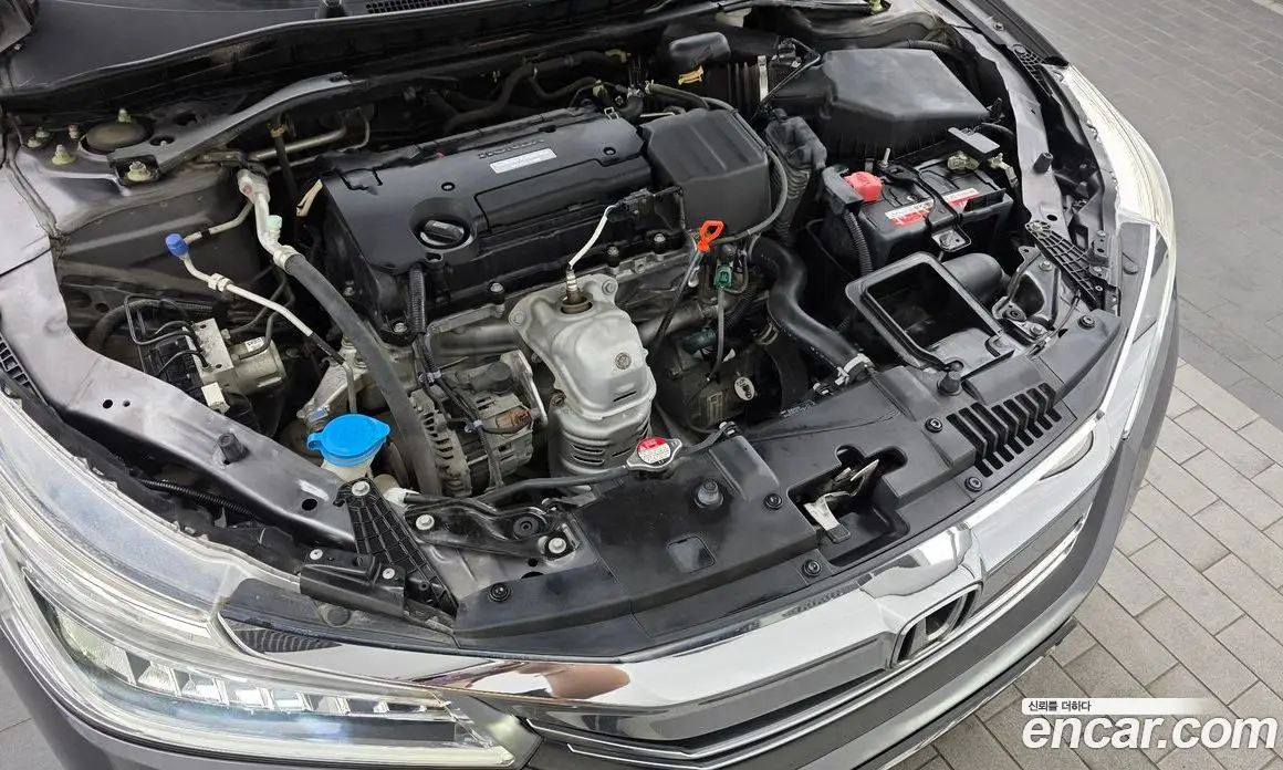 Honda Accord 2016 2.4 автомат (гидро), фото 6