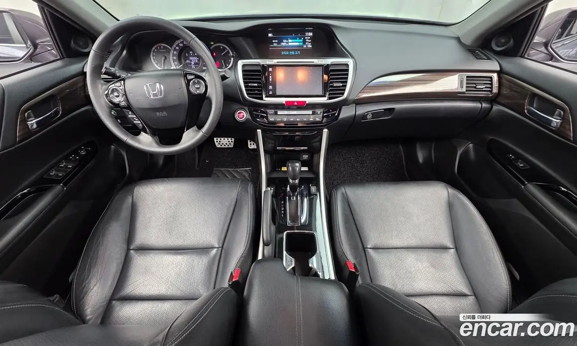 Honda Accord 2016 2.4 автомат (гидро), фото 7