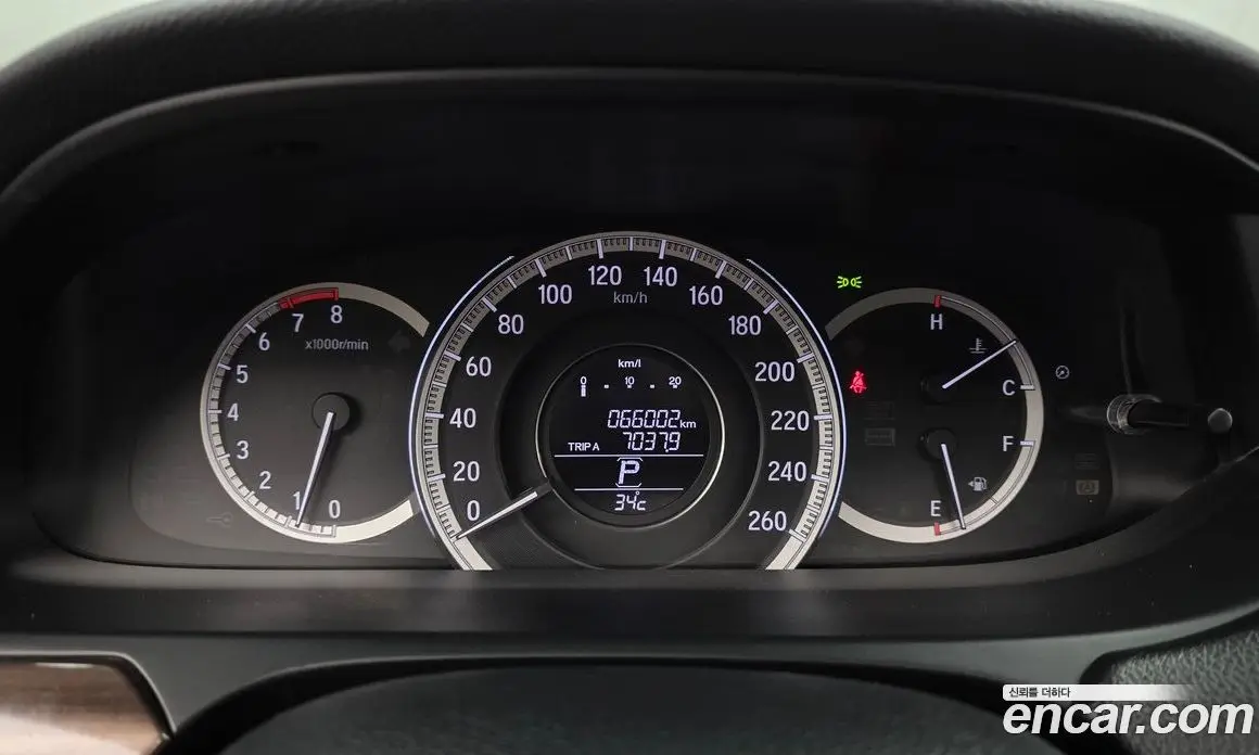 Honda Accord 2016 2.4 автомат (гидро), фото 8