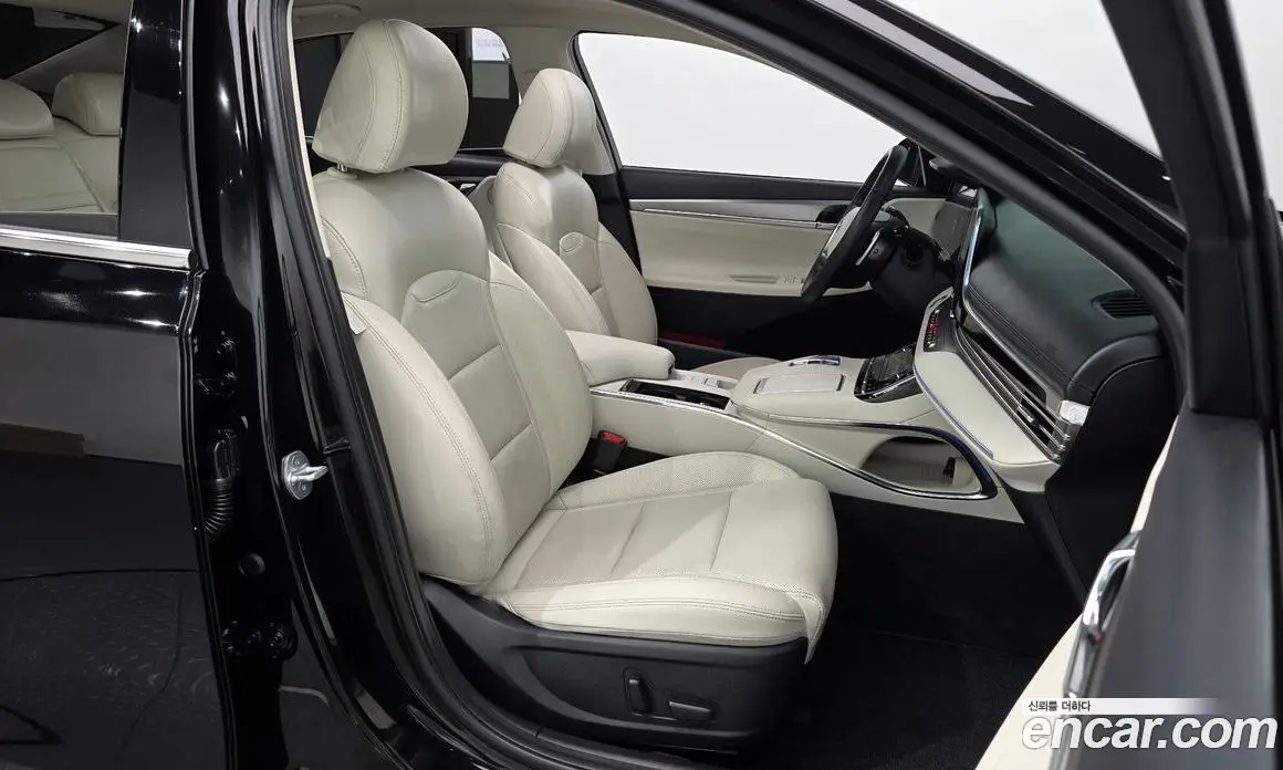 Hyundai Grandeur 2022 2.5 автомат (гидро), фото 11