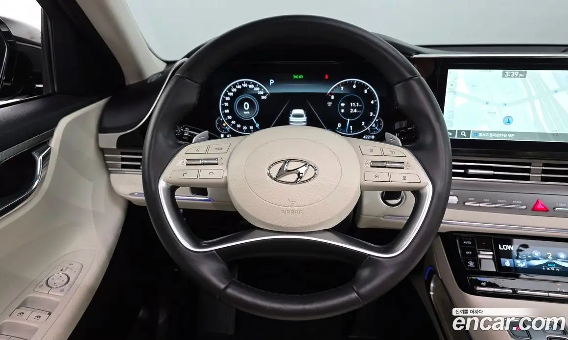 Hyundai Grandeur 2022 2.5 автомат (гидро), фото 13