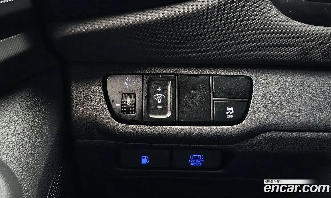 Hyundai Ioniq 2018 1.6 автомат (гидро), фото 19 Hyundai Ioniq 2018 1.6 автомат (гидро), фото 19