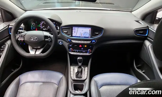 Hyundai Ioniq 2018 1.6 автомат (гидро), миниатюра 7 Hyundai Ioniq 2018 1.6 автомат (гидро), миниатюра 7