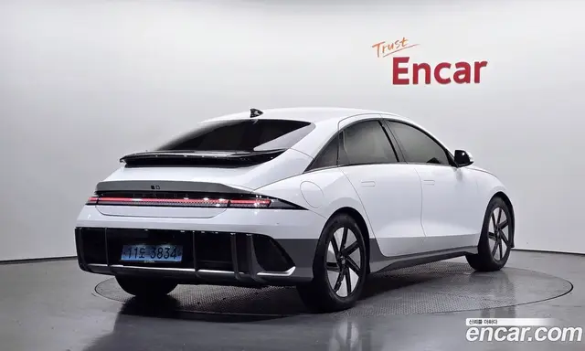 Hyundai Ioniq 6 2023 0.1 автомат (гидро), миниатюра 2