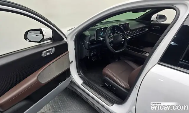 Hyundai Ioniq 6 2023 0.1 автомат (гидро), миниатюра 11