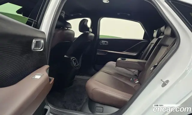 Hyundai Ioniq 6 2023 0.1 автомат (гидро), миниатюра 12