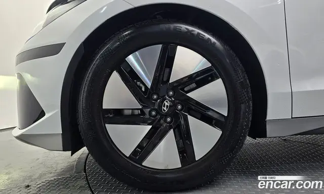 Hyundai Ioniq 6 2023 0.1 автомат (гидро), миниатюра 5