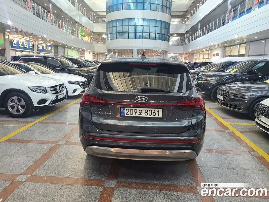Hyundai Santa Fe 2021 1.6 автомат (гидро), фото 4 Hyundai Santa Fe 2021 1.6 автомат (гидро), фото 4