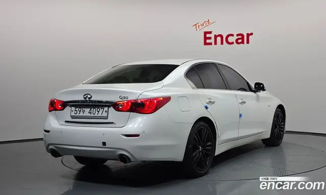 Infiniti Q50 2014 2.1 автомат (гидро), миниатюра 2