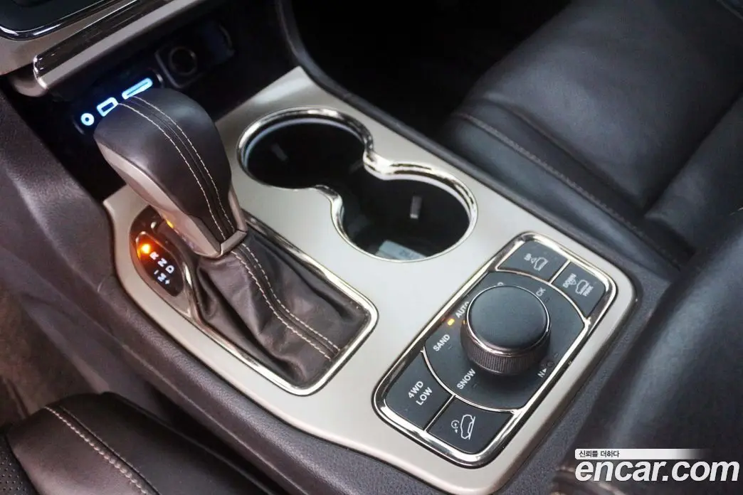 Jeep Cherokee 2016 3.0 автомат (гидро), фото 19