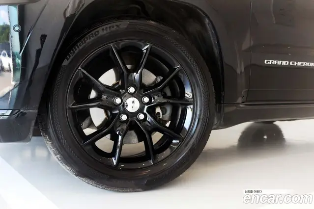 Jeep Cherokee 2016 3.0 автомат (гидро), миниатюра 10