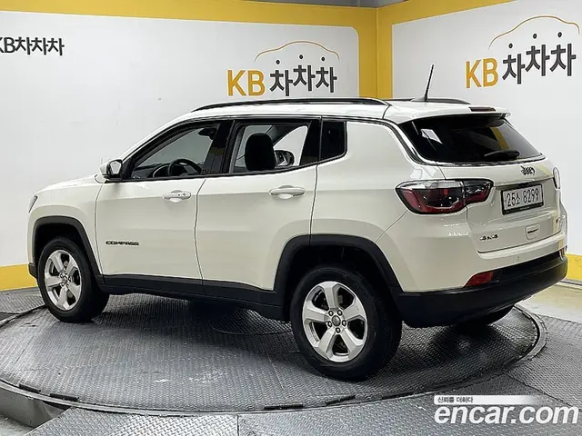 Jeep Compass 2018 2.4 автомат (гидро), миниатюра 2 Jeep Compass 2018 2.4 автомат (гидро), миниатюра 2