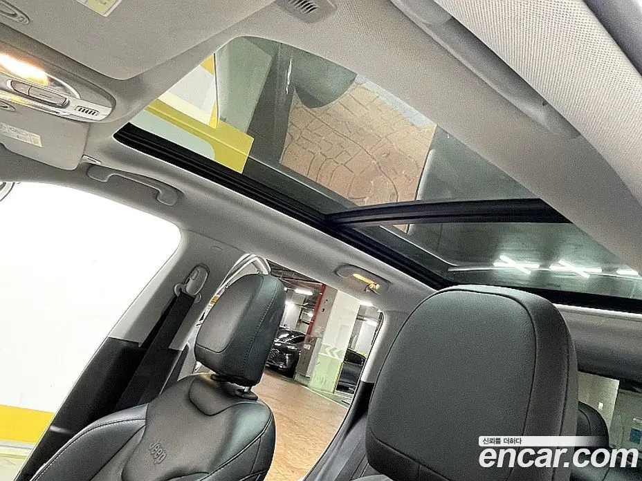 Jeep Compass 2018 2.4 автомат (гидро), фото 12 Jeep Compass 2018 2.4 автомат (гидро), фото 12