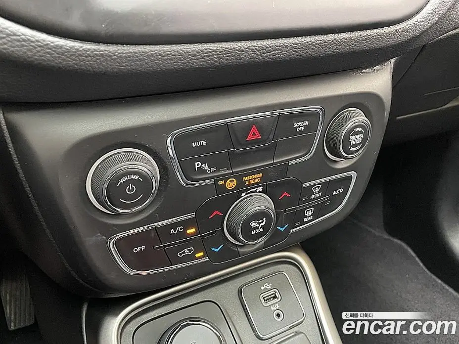 Jeep Compass 2018 2.4 автомат (гидро), фото 16 Jeep Compass 2018 2.4 автомат (гидро), фото 16