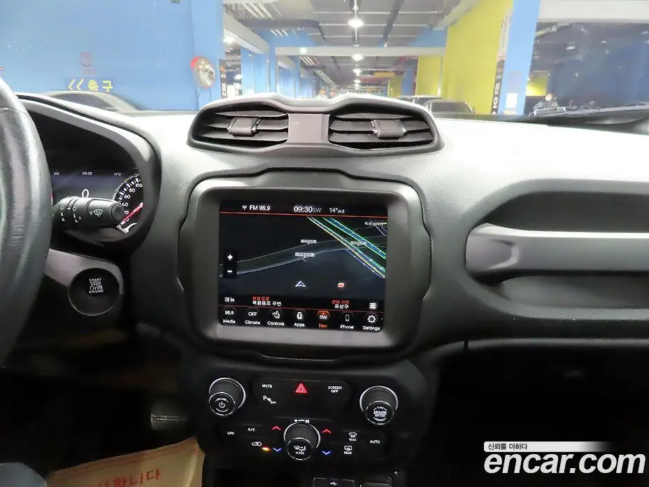 Jeep Renegade 2020 1.6 автомат (гидро), фото 13