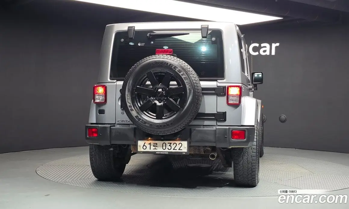 Jeep Wrangler 2013 2.8 автомат (гидро), фото 4