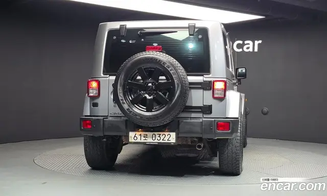 Jeep Wrangler 2013 2.8 автомат (гидро), миниатюра 4