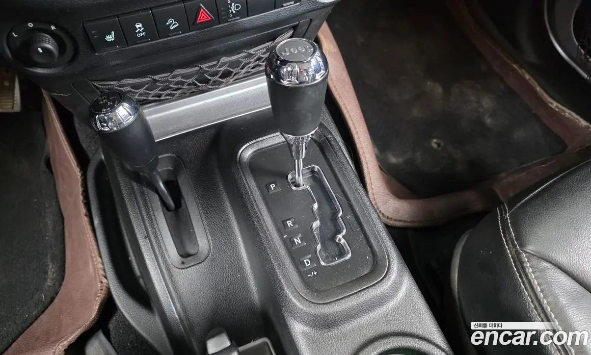 Jeep Wrangler 2013 2.8 автомат (гидро), фото 9