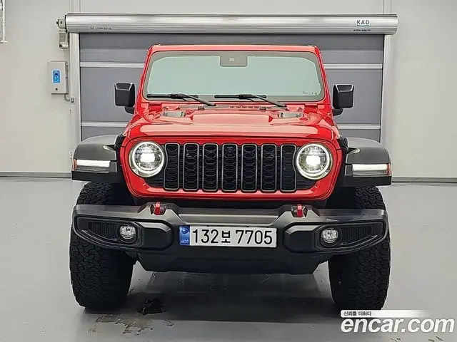 Jeep Wrangler 2024 2.0 автомат (гидро), миниатюра 2
