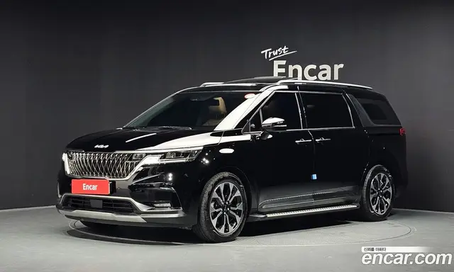Kia Carnival, 2023, 16 725 км