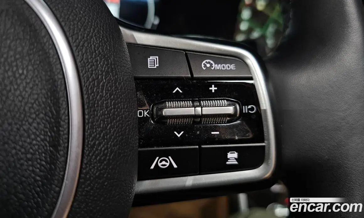 Kia Carnival 2023 3.5 автомат (гидро), фото 18