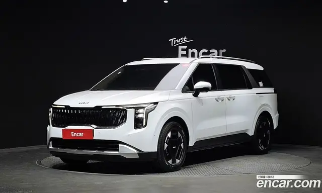 Kia Carnival, 2025, 23 272 км