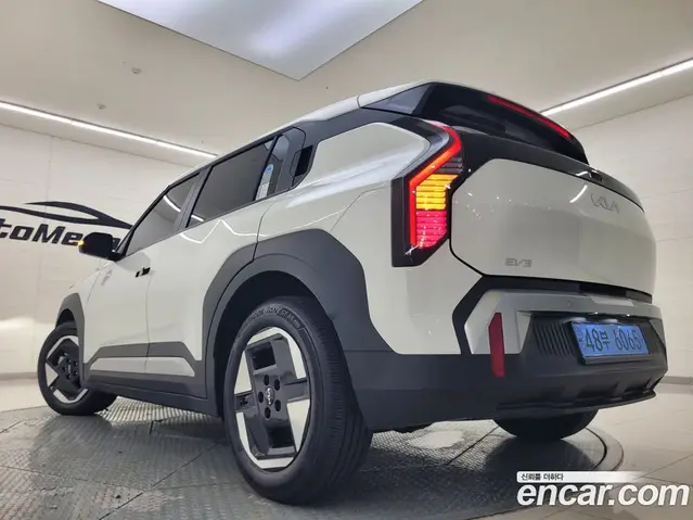 Kia EV3 2025 0.1 автомат (гидро), миниатюра 4 Kia EV3 2025 0.1 автомат (гидро), миниатюра 4